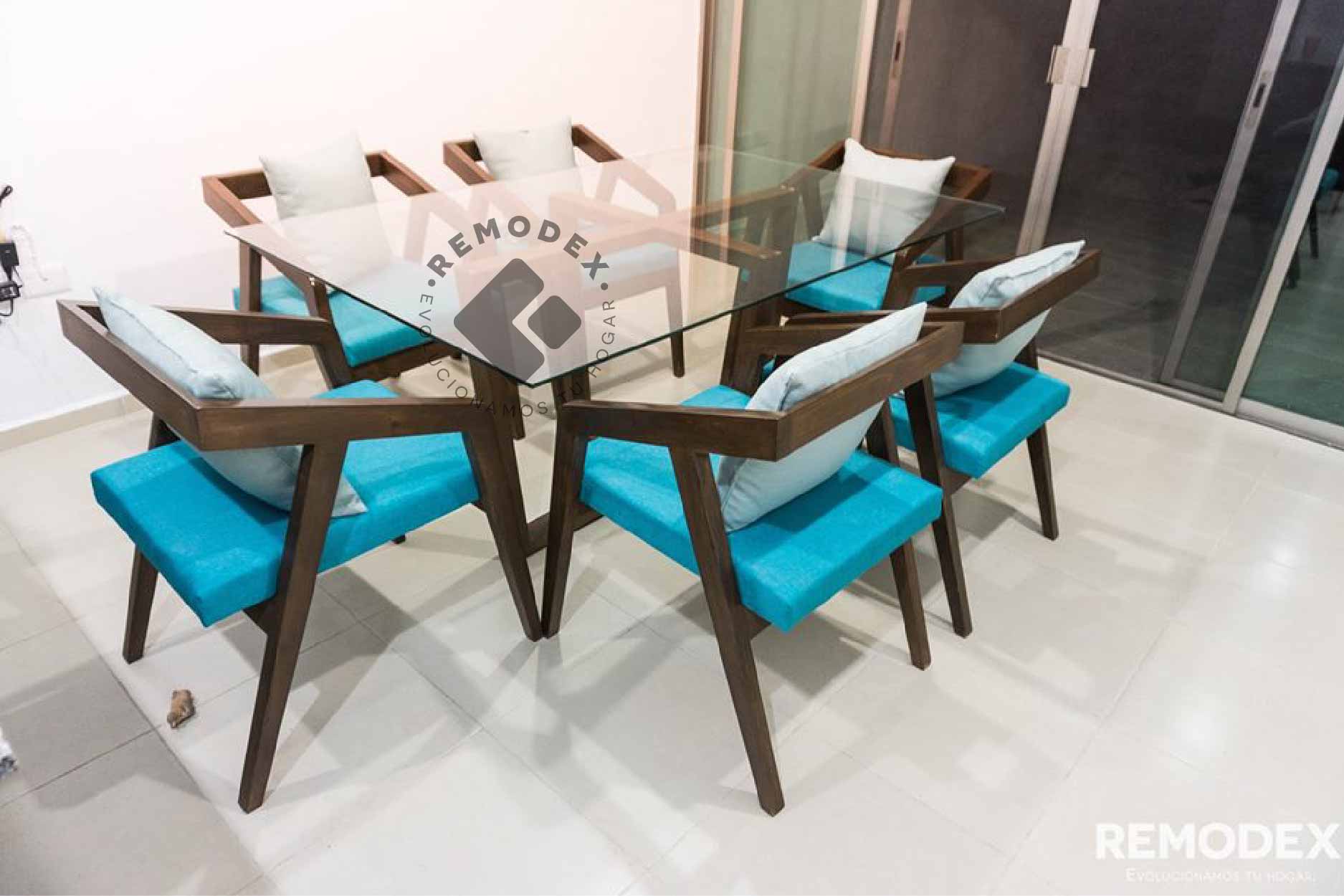 COMEDOR 6P DAKOTA/CRUCETA CRISTAL