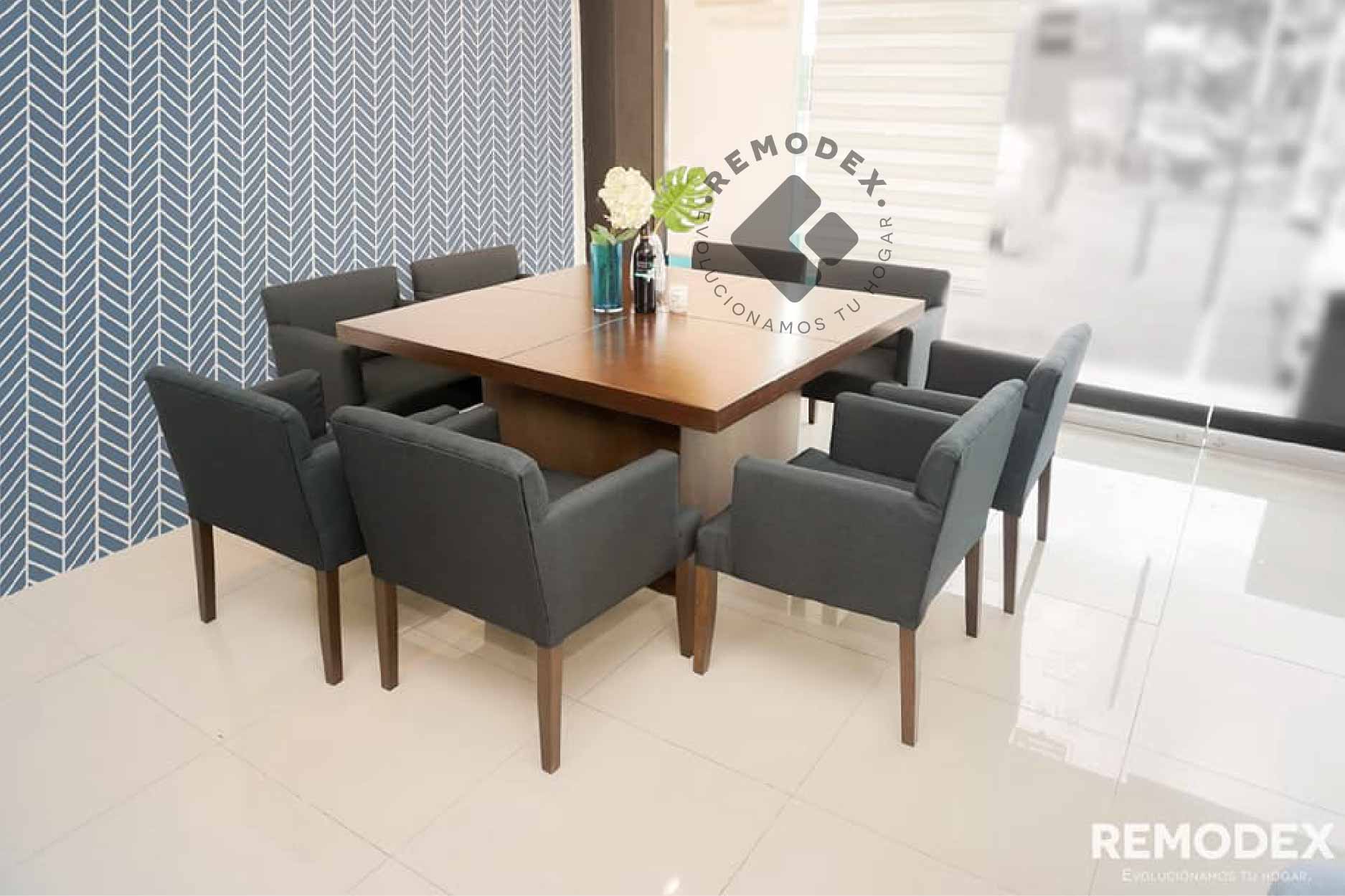 COMEDOR 8P SILLA BRAZOS/MESA CUBO