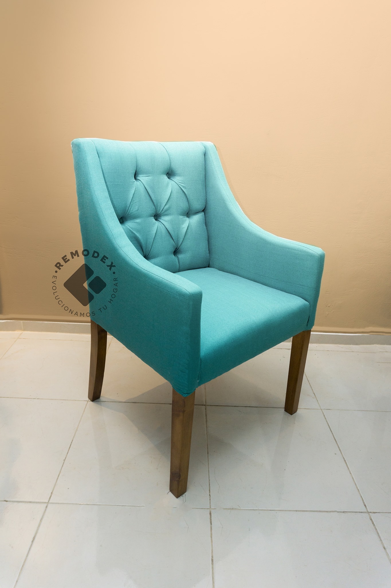 SILLA FLOR CAPITONADA CON BRAZOS